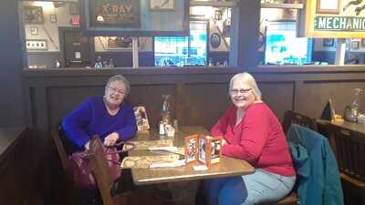 Cracker Barrel Old Country Store