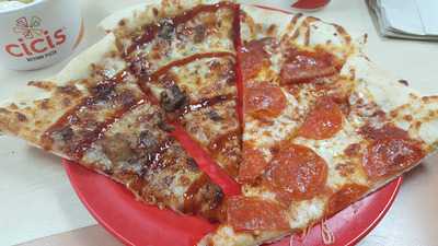 Cicis Pizza