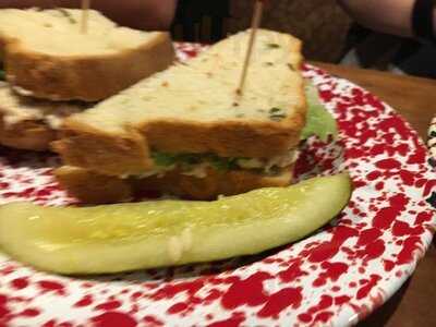 5th Avenue Sandwich Shop