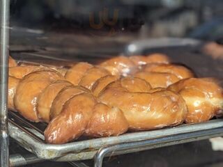 Peterson's Donut Corner