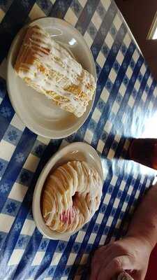 Merridee's Breadbasket