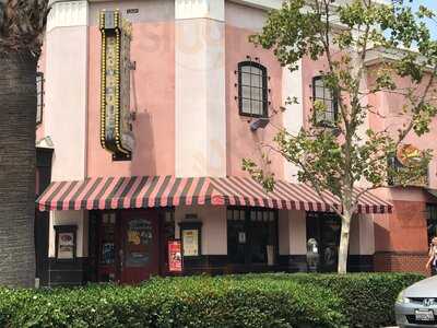 Lucille's Smokehouse Bbq