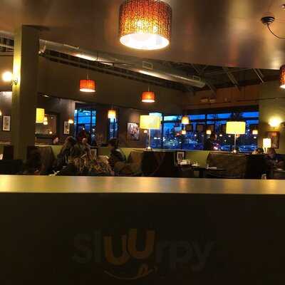 Mama Stortini's Restaurant & Bar