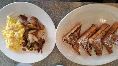 Petite Madeline Bakery