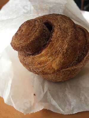 Petite Madeline Bakery