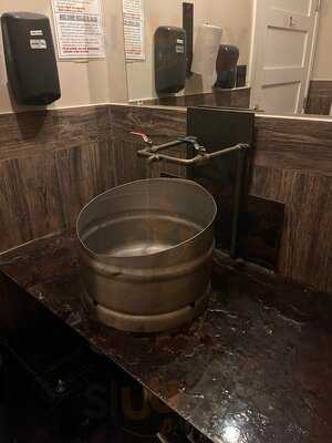 Intrinsic Smokehouse & Brewery