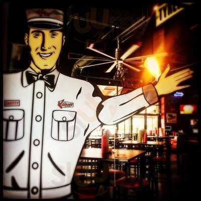 Smitty's Garage Burgers & Beer