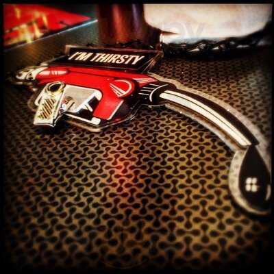 Smitty's Garage Burgers & Beer