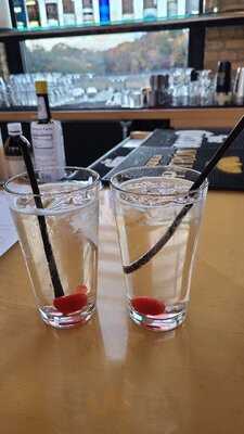 Fratello's Riverfront Restaurant