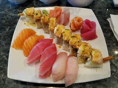 Trapper's Sushi - Kent Station