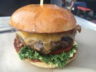 Hopdoddy Burger Bar