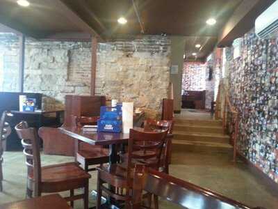 Bub's Burgers And Ice Cream