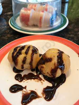 Izakaya Kaiten Sushi