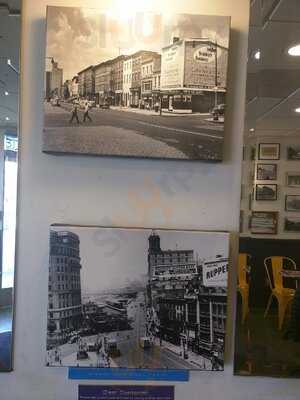 Izzy's Brooklyn Bagels