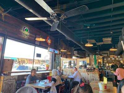 Hoochies Oyster House