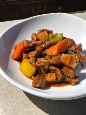 Gingerootz Asian Grille