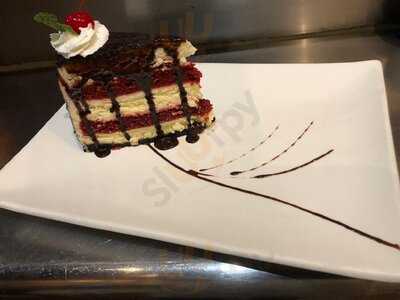 Gingerootz Asian Grille