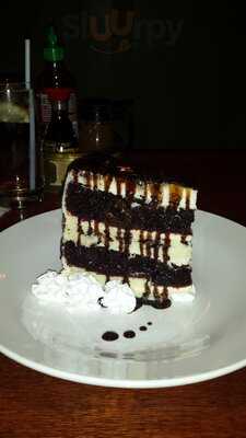 Gingerootz Asian Grille