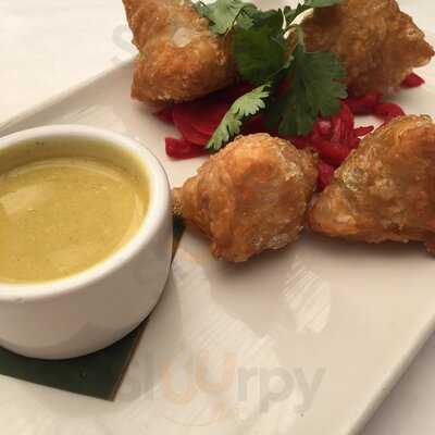 Indo Restaurant & Lounge