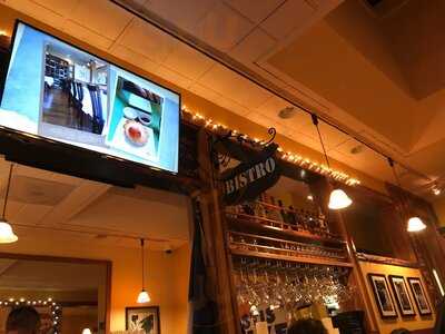 Pastis Bistro