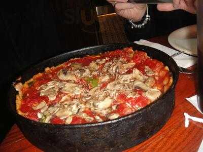 Uno Pizzeria & Grill