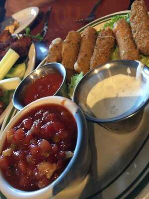 Gator's Sports Bar & Grill