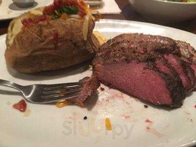 Texas Land & Cattle Steakhouse