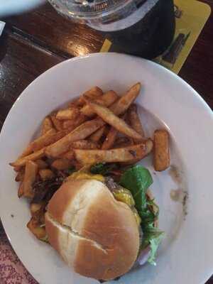 The Harp Bar And Restaurant