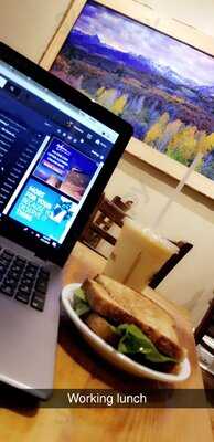 Taste &see Coffee Shop &gallery