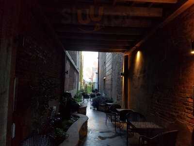 Taste &see Coffee Shop &gallery