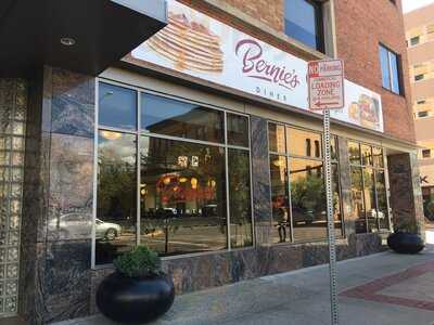 Bernie's Diner