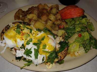 Emelia's Mediterranean Kitchen