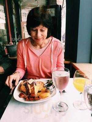 Emelia's Mediterranean Kitchen