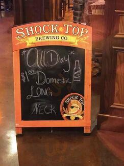 Tilted Kilt Pub And Eatery