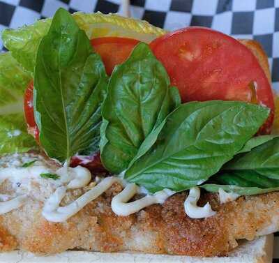 Windy City Pizza And Bbq