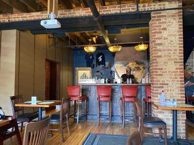 White Rabbit Gastropub