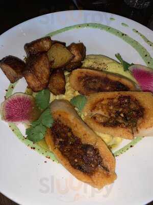 Feast Market & Cellar