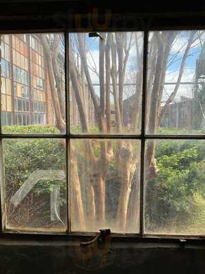 Five Daughters Bakery