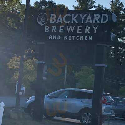 Backyard Brewery & Kitchen