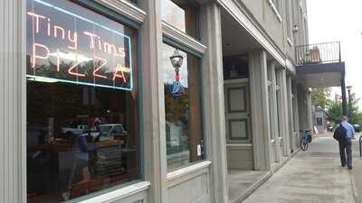 Tiny Tim's Pizza