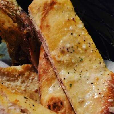 Jay's Gourmet Pizza & Seafood