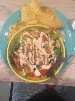 Dos Coyotes Border Cafe