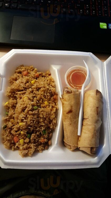 My Lee's Egg Roll House