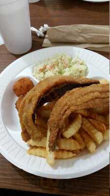 Graham & Rollins Hampton Seafood Market & Restaurant