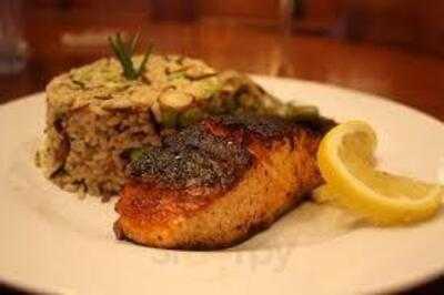 Golden Steer Steak'n Rib House