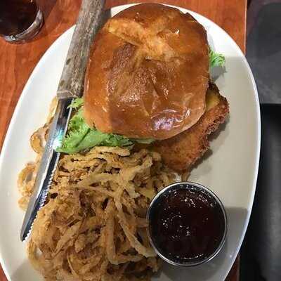 Jp's Taproom & Grill