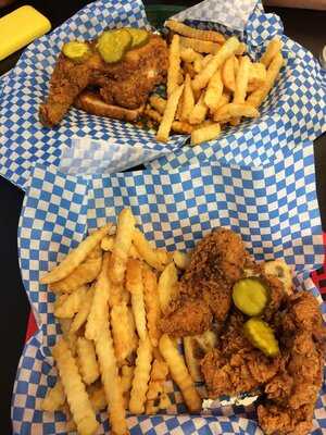 Big Shakes Hot Chicken & Fish