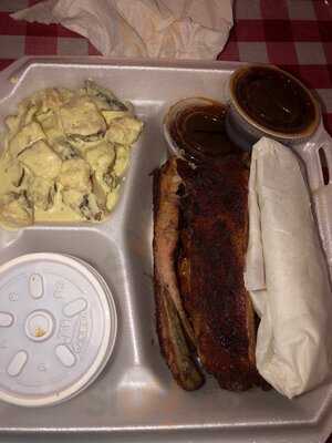 Lil Benny's Smokehouse