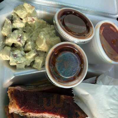 Lil Benny's Smokehouse