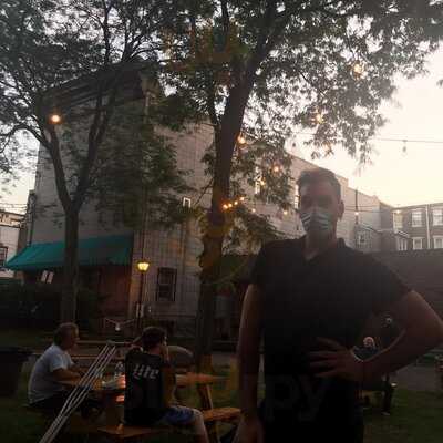 Tavern At The Sun Inn